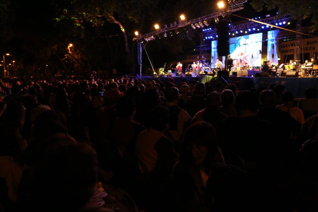 Limache festeja dos décadas de folklore con Illapu, Javiera Parra y Noche de Brujas