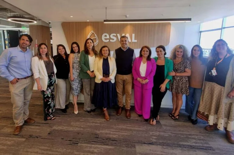 Esval avanza en equidad de género al integrarse a iniciativa de Sernameg