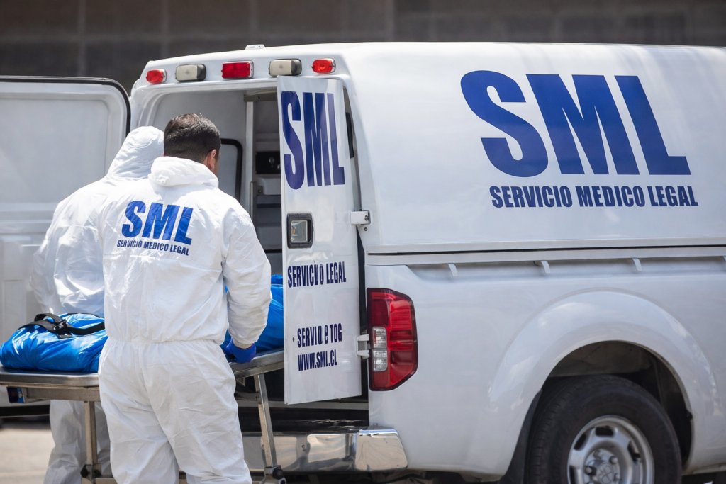 Hombre con impactos de bala muere tras ser dejado en centro de salud de Playa Ancha