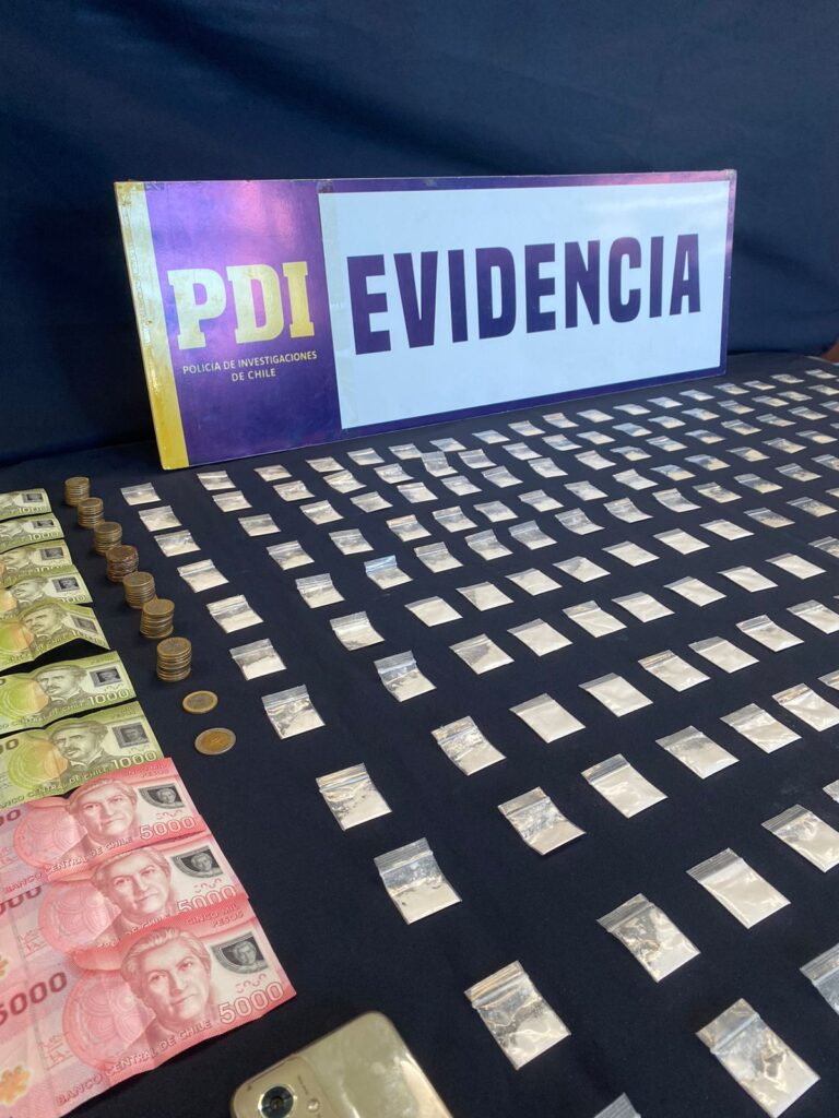PDI detiene a dos personas por tráfico de drogas en Cartagena: incautan cocaína y dinero en efectivo