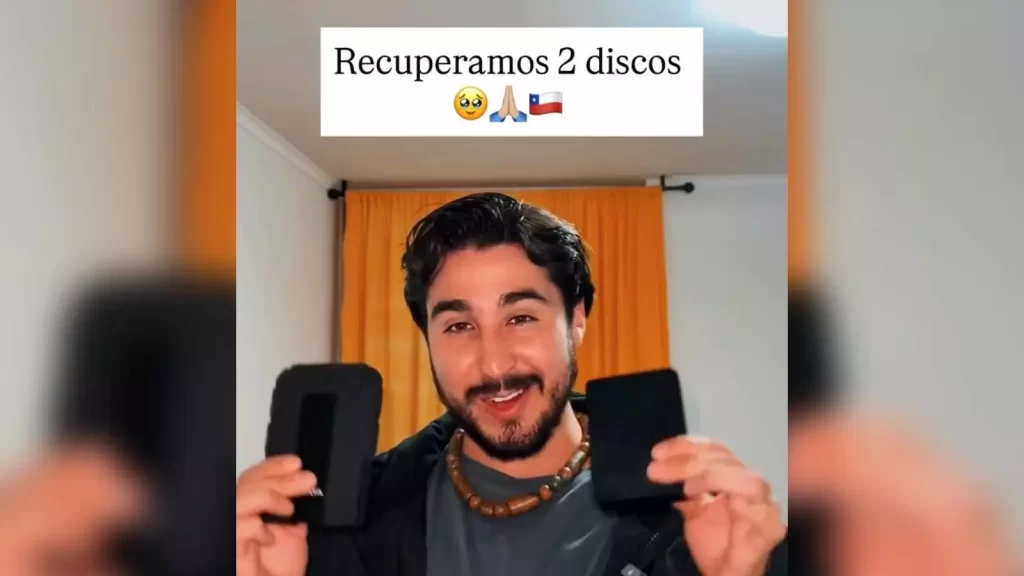 Influencer mexicano recupera parte de sus equipos robados en Valparaíso: hay un menor detenido
