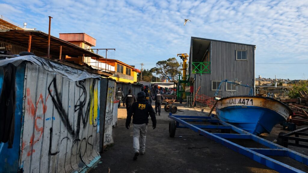Operativo de la PDI en Quintero y Puchuncaví detecta seis infracciones migratorias y dos prófugos