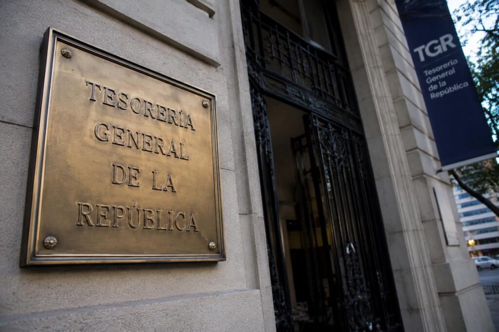 TGR inicia embargos de propiedades por deudas del CAE