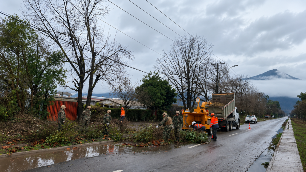Nogales completa casi una semana sin luz mientras cientos de familias siguen aisladas