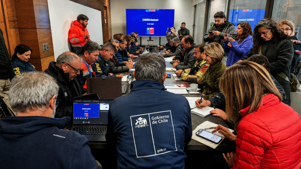 Gobierno llama a extremar las medidas de prevención ante el peak del sistema frontal en Valparaíso
