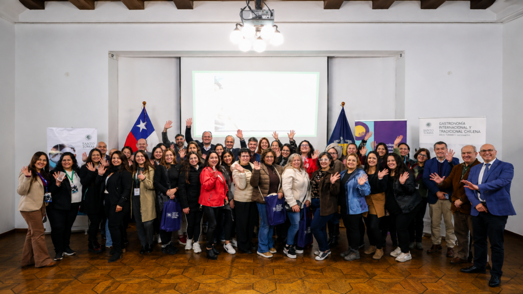Valparaíso impulsa escuela de formación para fortalecer emprendimientos de 21 mujeres