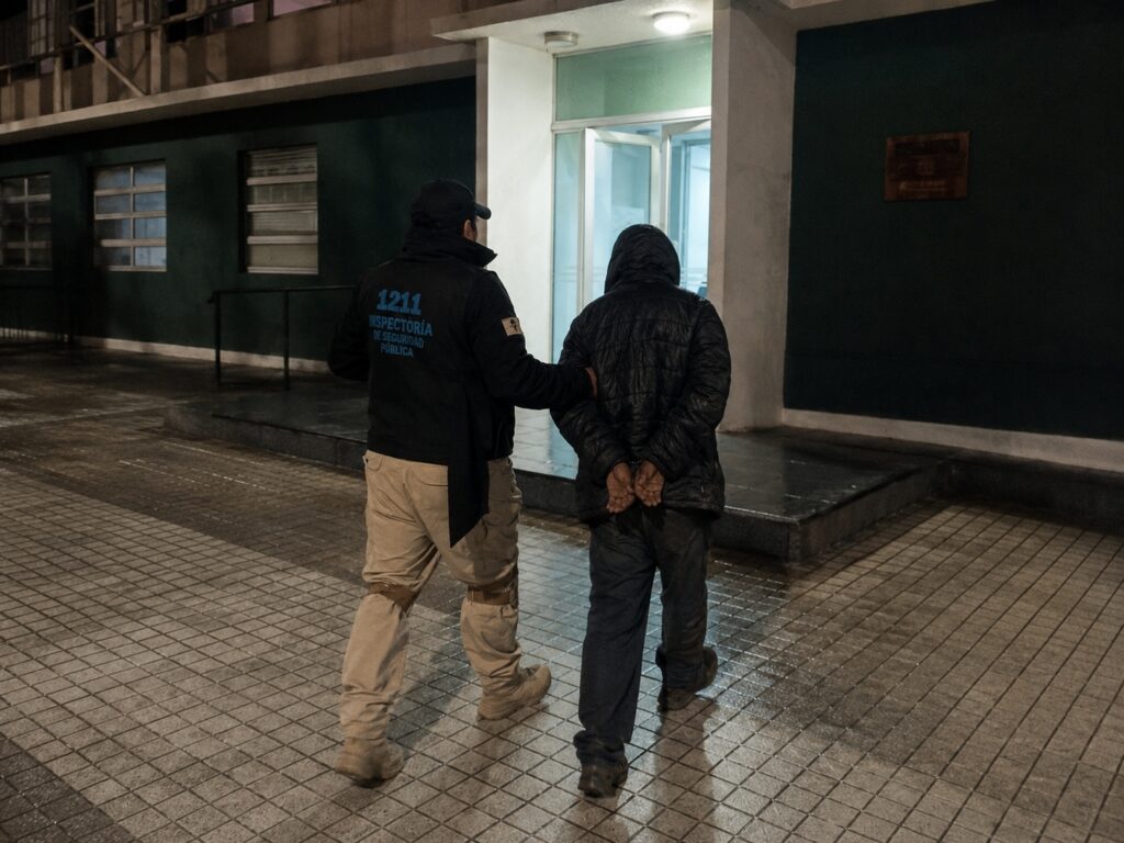 Detienen a sujeto acusado de robar cables del tendido ferroviario en Villa Alemana