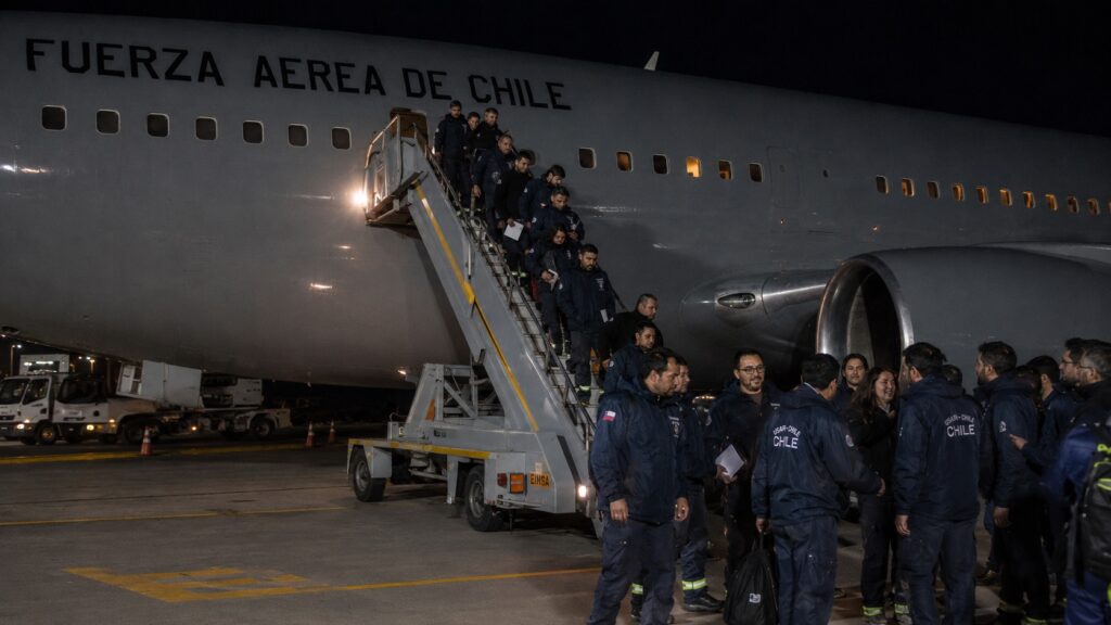 Equipo USAR de Bomberos de Chile regresó al país tras misión humanitaria en Venezuela