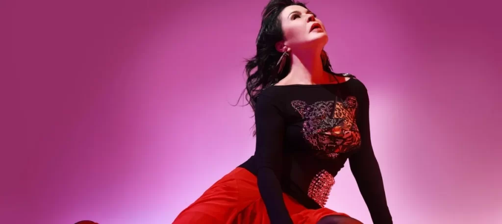 María Conchita Alonso se reinventa a los 71 años con su primer álbum tropical: “Estoy empezando en otro género”