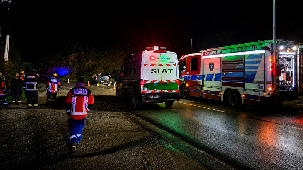 Conductor muere tras accidente que involucró a tres vehículos en Cabildo