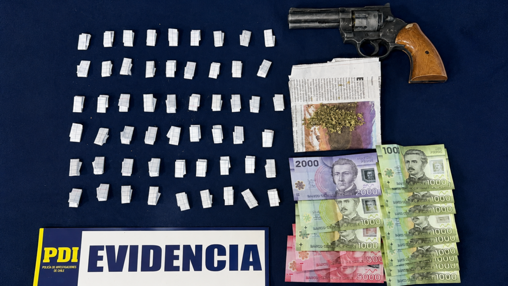 PDI detiene a tres personas tras operativo por microtráfico en Cartagena