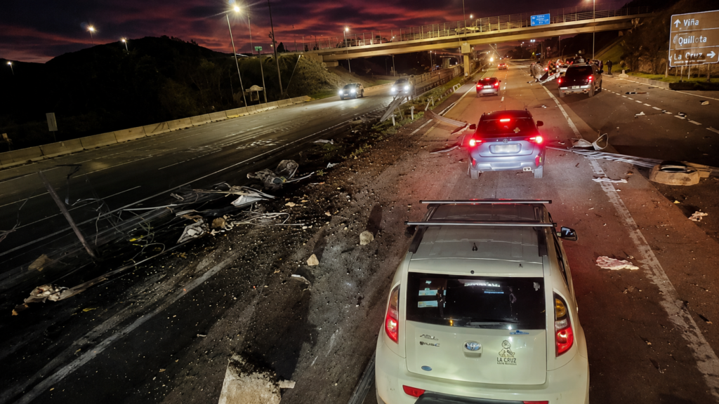 Hospitalizado permanece conductor de camión involucrado en accidente que dejó dos fallecidos en Ruta 68