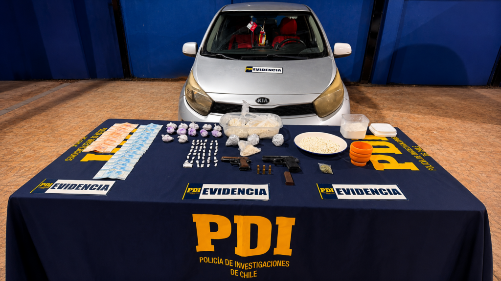 Operativo antidrogas en La Calera deja dos detenidos tras decomiso de más de 1,7 kilos de cocaína base