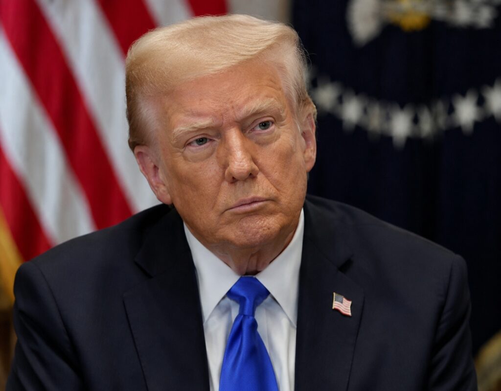 Trump evalúa revocar hasta 200 mil visas de extranjeros que solicitaron asilo tras ingresar a EE.UU.