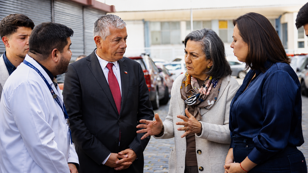 Hospital Carlos Van Buren avanza en ampliación con adquisición de terrenos para nuevas dependencias