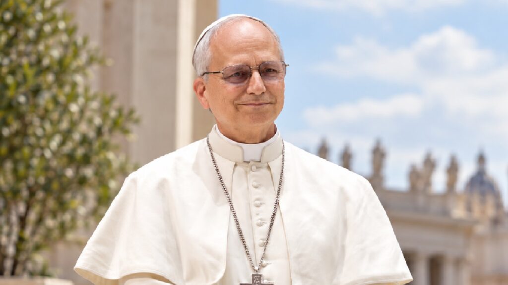 El papa León XIV fue operado con éxito de un adenocarcinoma pulmonar en Roma